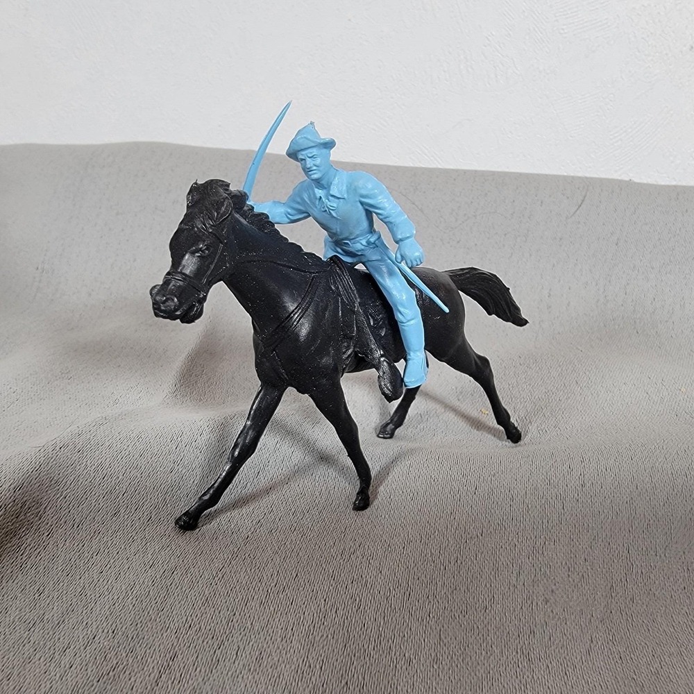 VINTAGE MARX FORT APACHE PLAYSET‎ Calvary & HORSE VINYL